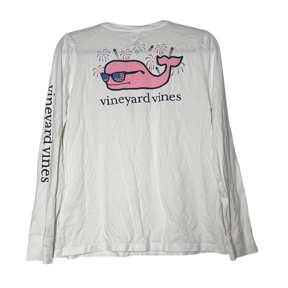 Vineyard Vines Fourth of July Long Sleeve Tee Size Medium
Patriotic Whale - Picture 2 of 8